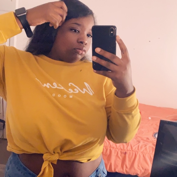 Meet your Posher, Zadia - Picture 1 of 1